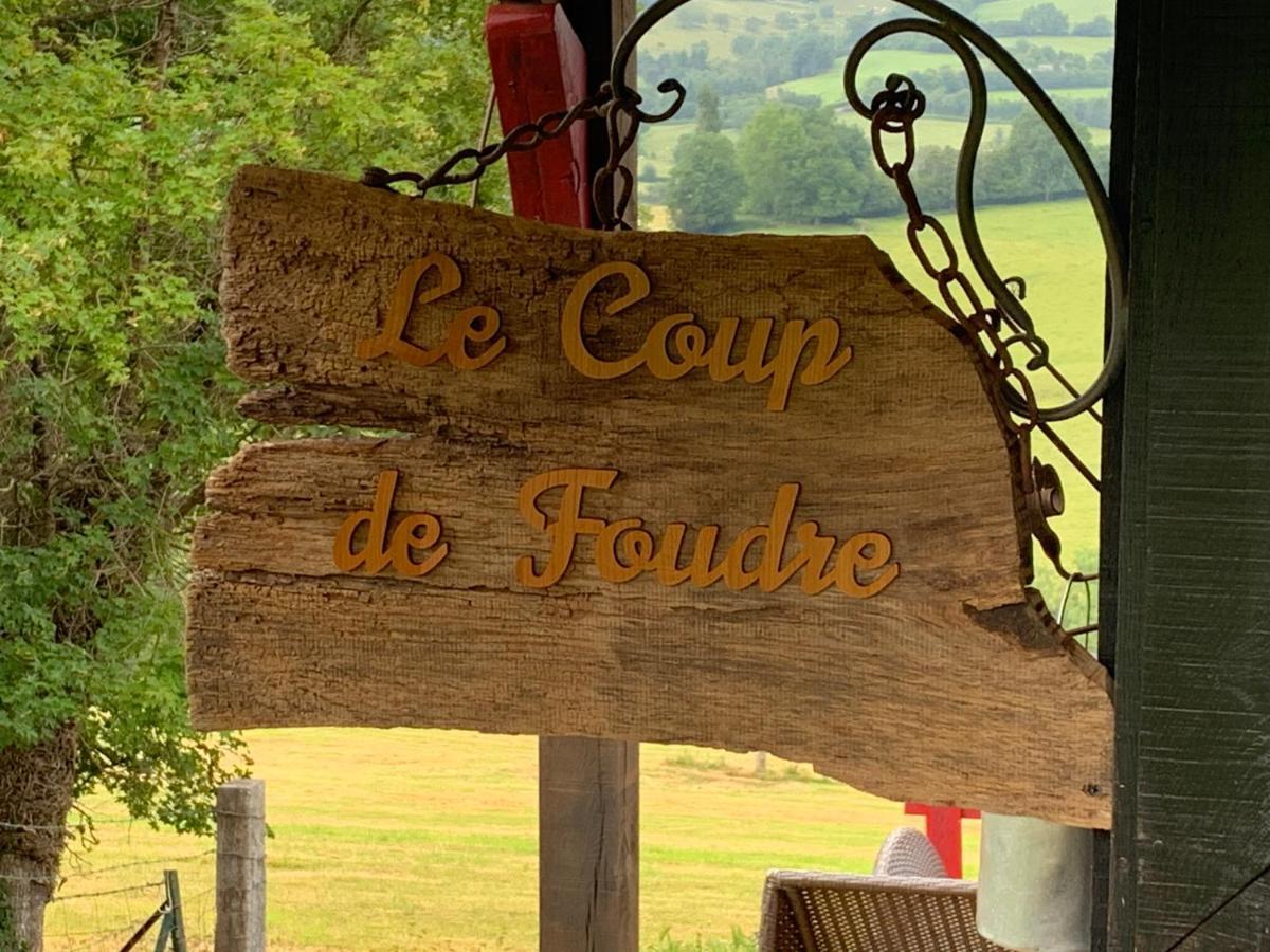 Hébergements Insolites dans tonneaux - Gite Le Coup de Foudre Vimoutiers Esterno foto